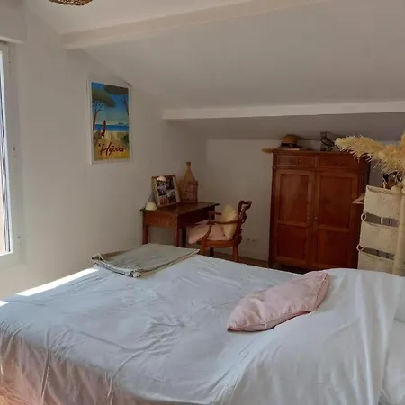Dom wakacyjny V Superb Family House Hyeres Hyères